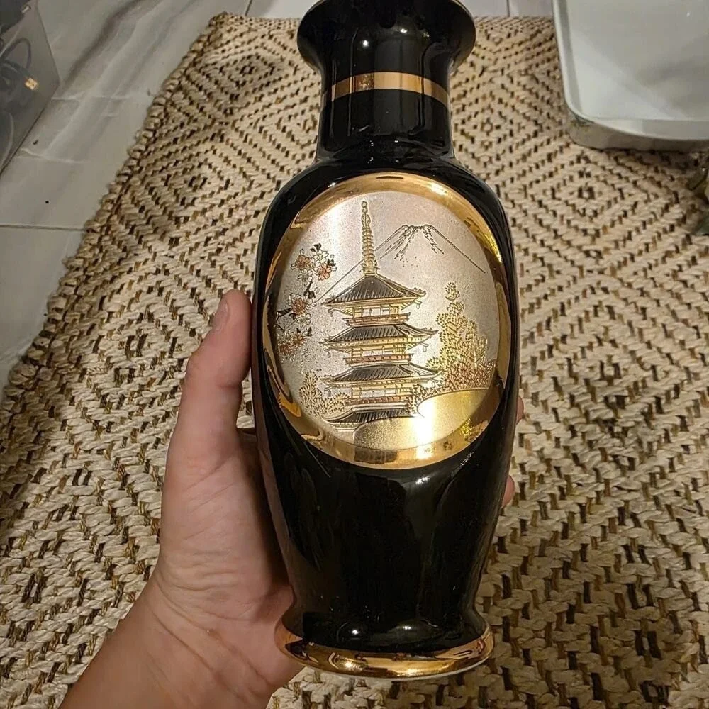 Art of Chokin 24K Gold Edged‎ Japanese Black Vase Pagoda Mount Fuji C1